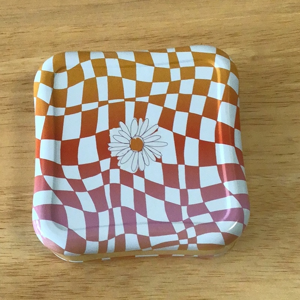 Careus 21 Count First Aid Kit - Picture 8 of 10